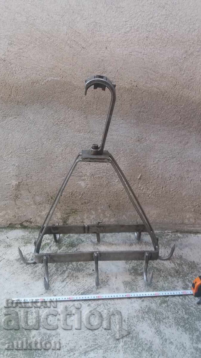 КУКА - ЧЕНГЕЛ - НЕРЪЖДАЕМА СТОМАНА ЗА СУШЕНЕ НА МЕЗЕТА