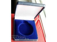 Кутия за 1 монета с диаметър 37-38 мм