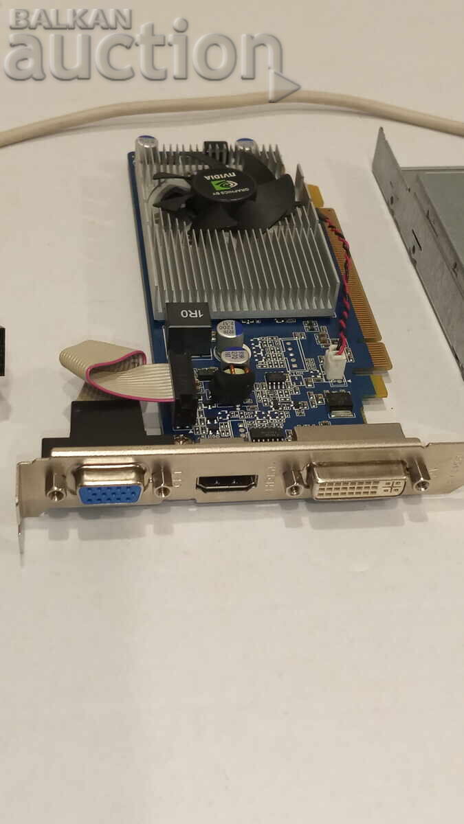 Placă video GeForce 512MB DDR2 cu preț € 3.00 | 5.87 BGN