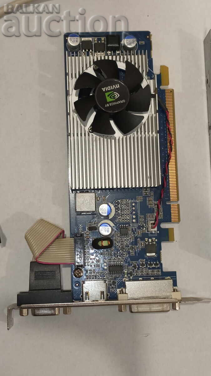 Placă video GeForce 512MB DDR2