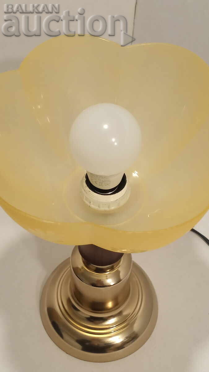 Доставка на Нощна Лампа - 33 см