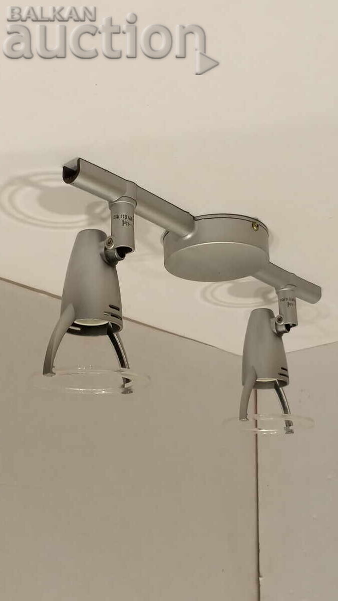 Лампа за таван от пластмаса с цена € 3.00 | 5.87 лв. Лампа за таван от пластмаса с цена € 3.00 | 5.87 лв.