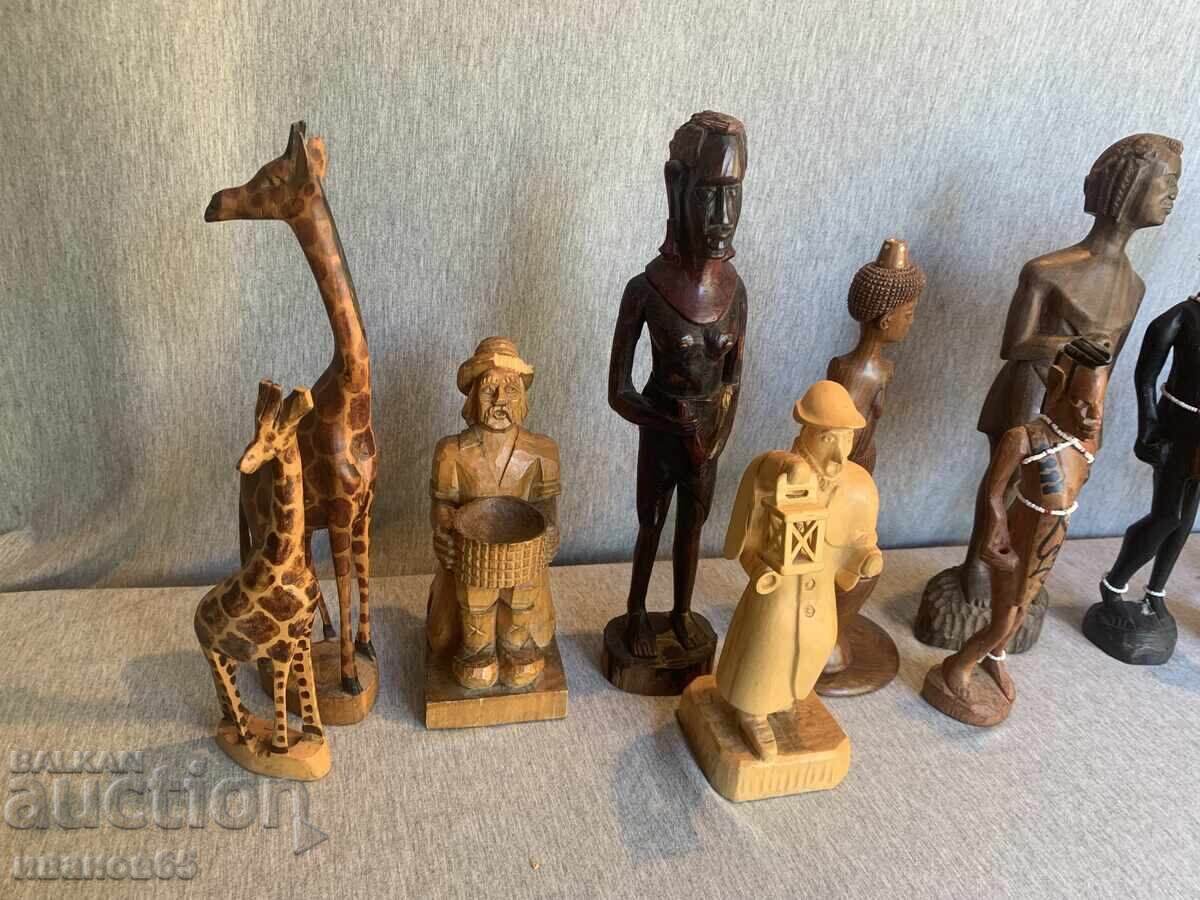 Auction  Large lot of wooden figures/statues
