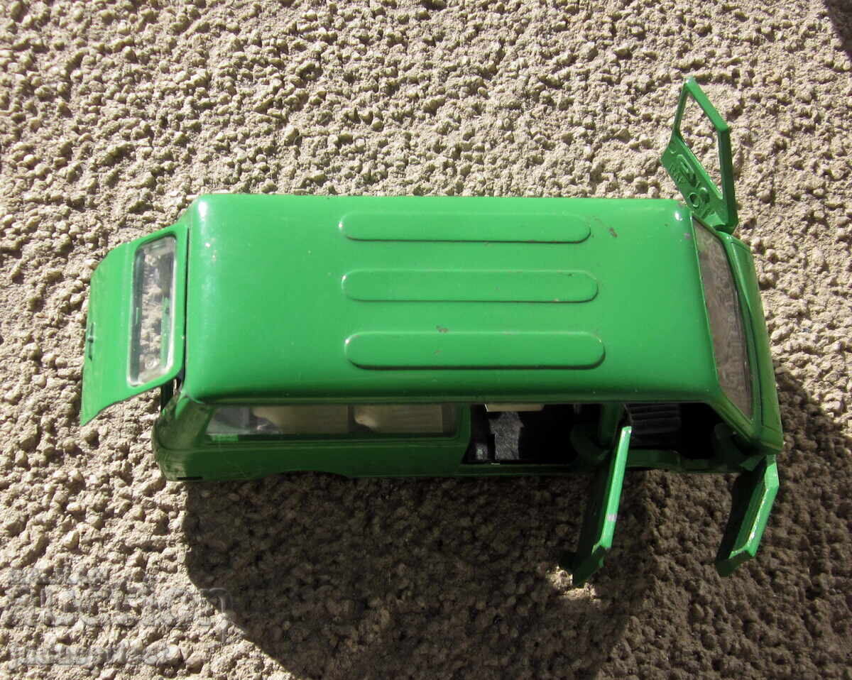 Аукцион USSR СССР Руска Съветска играчка количка RAF 2203 Латвия