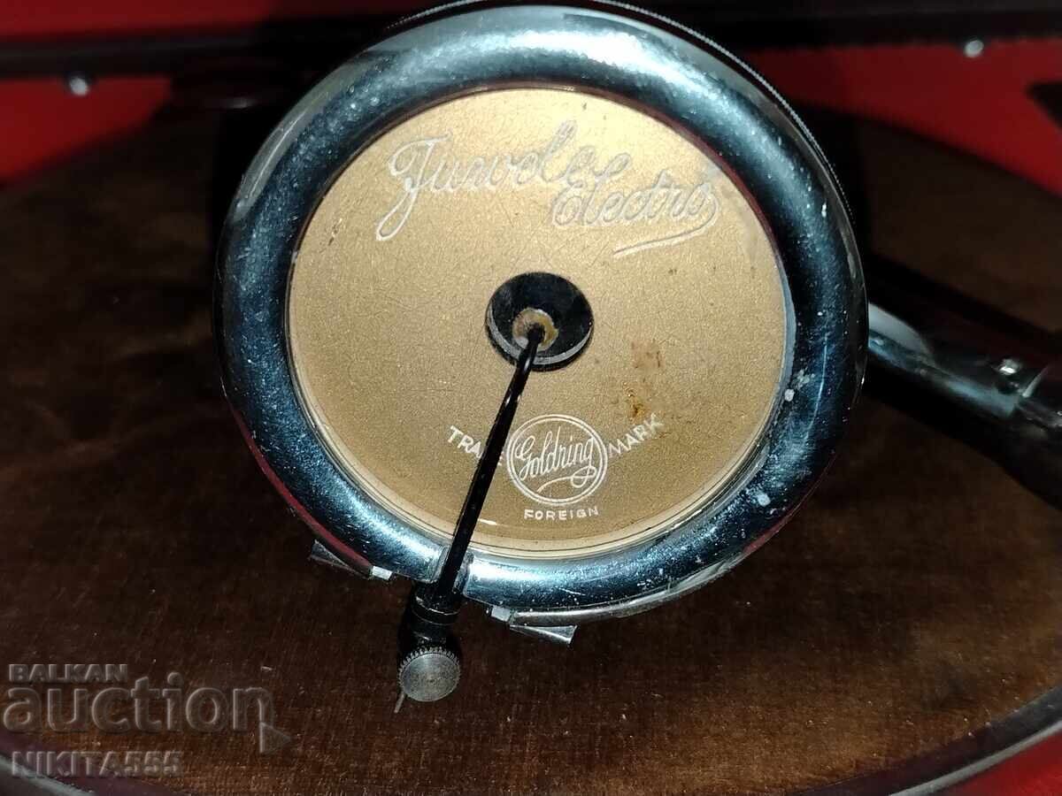 Livrarea Pick-up portabil vechi cu manivelă ELITE Livrarea Pick-up portabil vechi cu manivelă ELITE