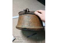 Μεγάλο χάλκινο καζάνι, κανάτα, δοχείο