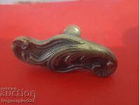 Τρία vintage πόμολα παραθύρου