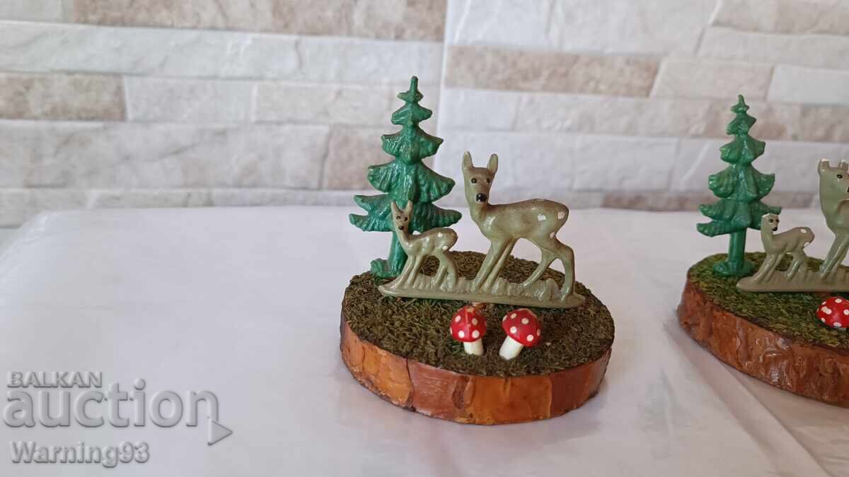Стари играчки за декорация от соц-а - сърнички с цена € 10.00 | 19.56 лв.