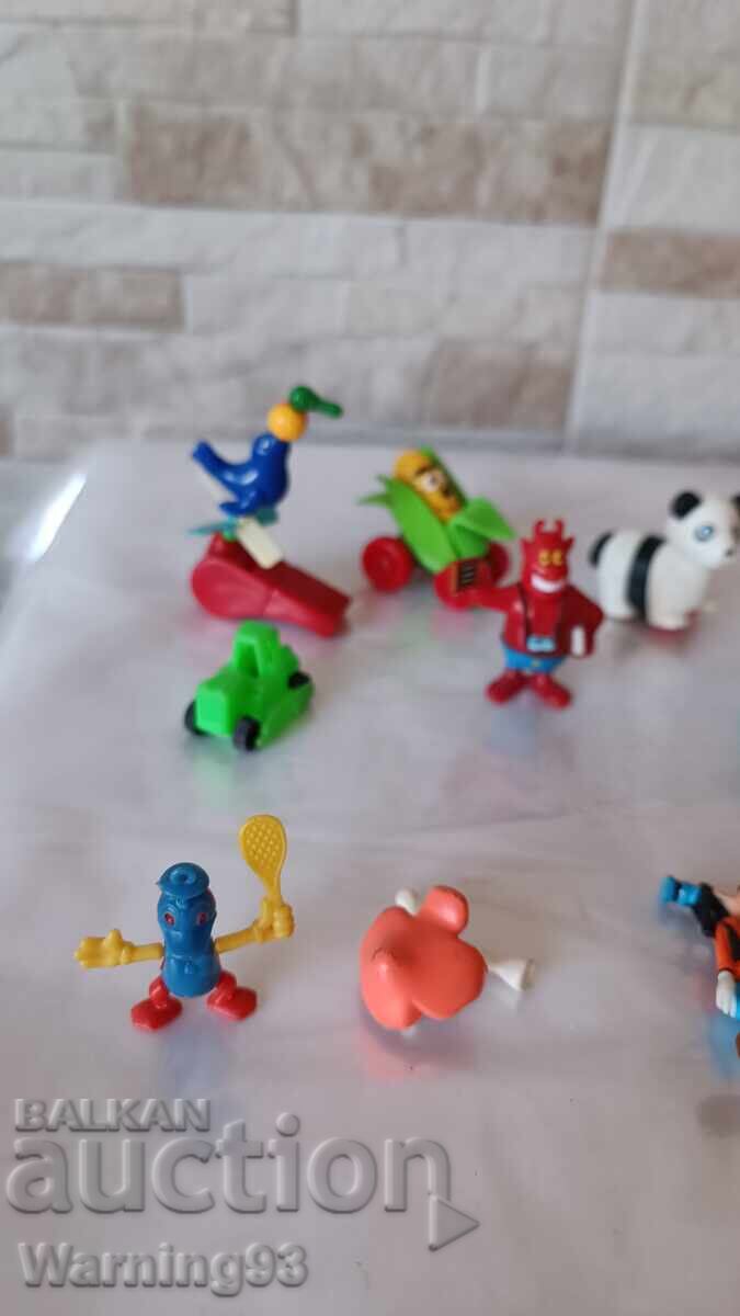 Аукцион Лот играчки от яйца - Киндер / Kinder