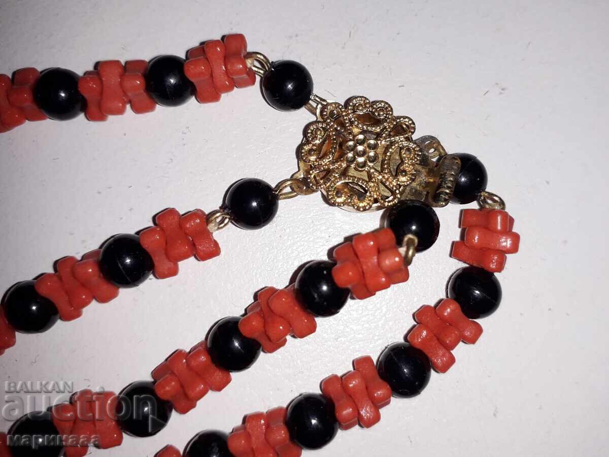 COLIER VECHI CU DOUĂ RÂNDURI cu preț € 3.10 | 6.06 BGN