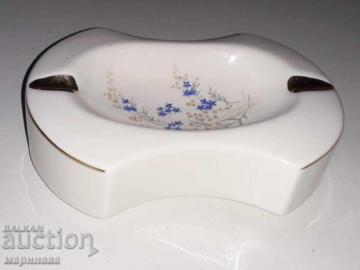 Licitație PAPIȚĂ. PORȚELAN, AURIT. VIDIN. RPR