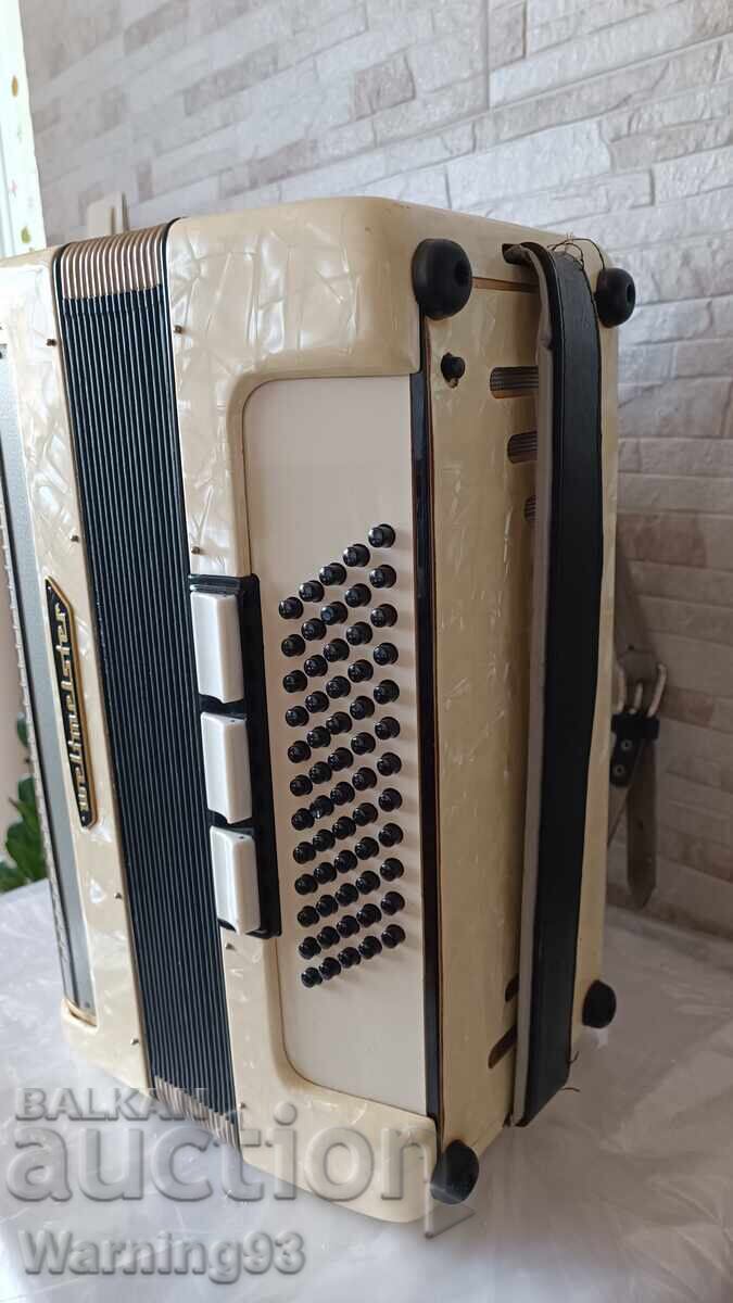 Аукцион Акордеон - Weltmeister - 60 баса - Made in GDR Аукцион Акордеон - Weltmeister - 60 баса - Made in GDR