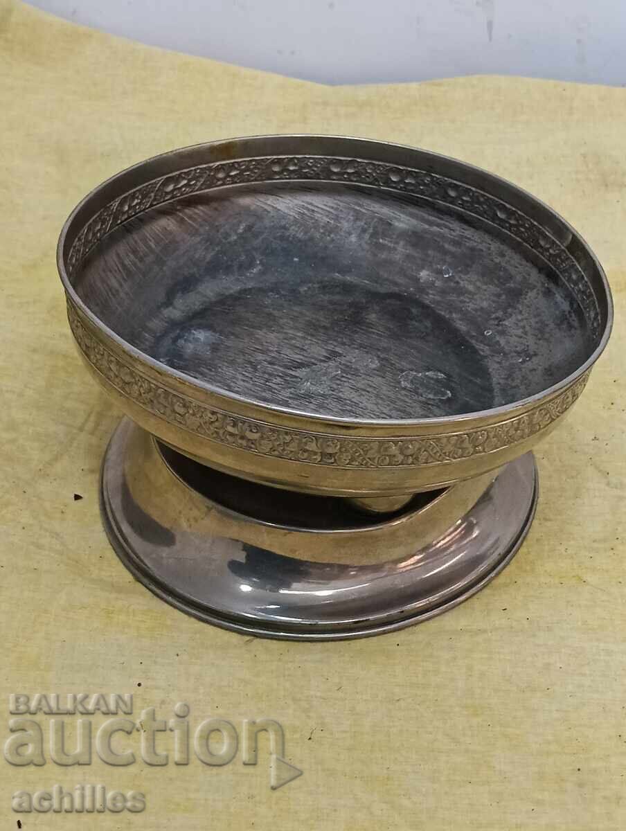 Οπωροφόρο δέντρο με τιμή € 3.00 | 5.87 BGN