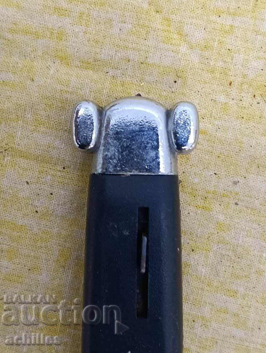 Licitație Cuțit automat defect