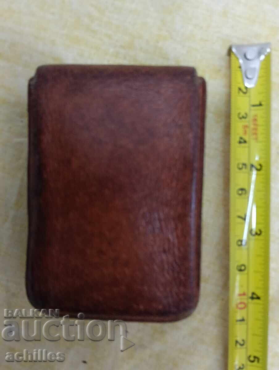 Δερμάτινη ταμπακιέρα με τιμή € 0.01 | 0.02 BGN