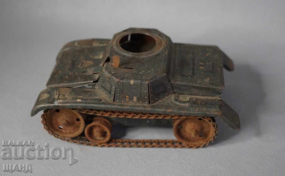 Аукцион Стара Немска метална механична играчка модел танк