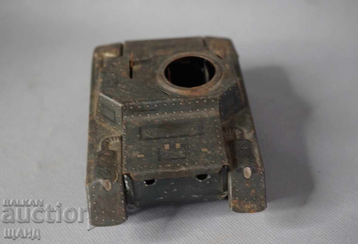 Доставка на Стара Немска метална механична играчка модел танк