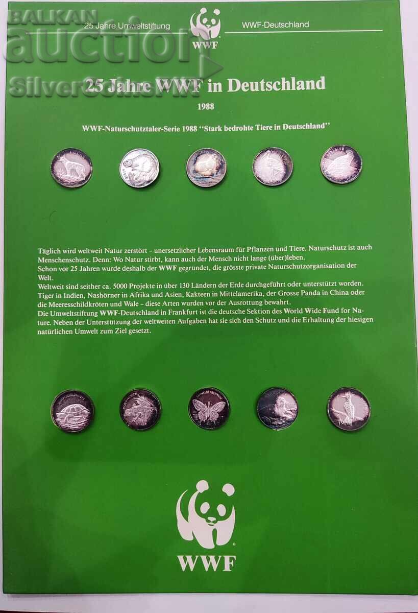 Licitație Argint 10 bucăți medalii WWF Licitație Argint 10 bucăți medalii WWF