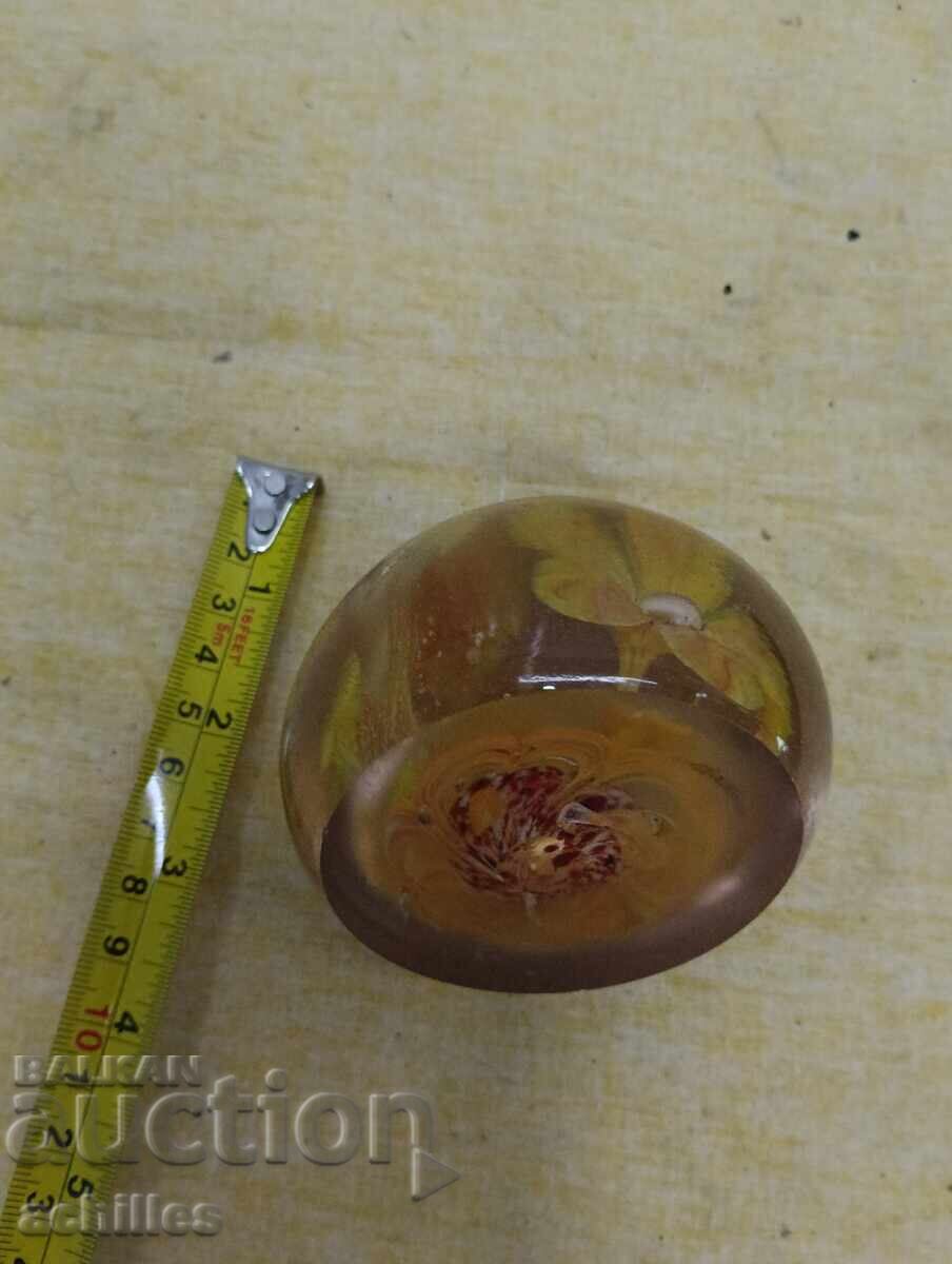 Βάρος χαρτιού με τιμή € 3.00 | 5.87 BGN