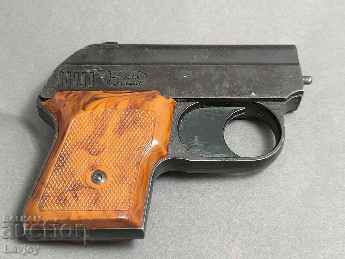 Pistol de semnalizare Record FB cal 6mm cu preț € 100.00 | 195.58 BGN Pistol de semnalizare Record FB cal 6mm cu preț € 100.00 | 195.58 BGN
