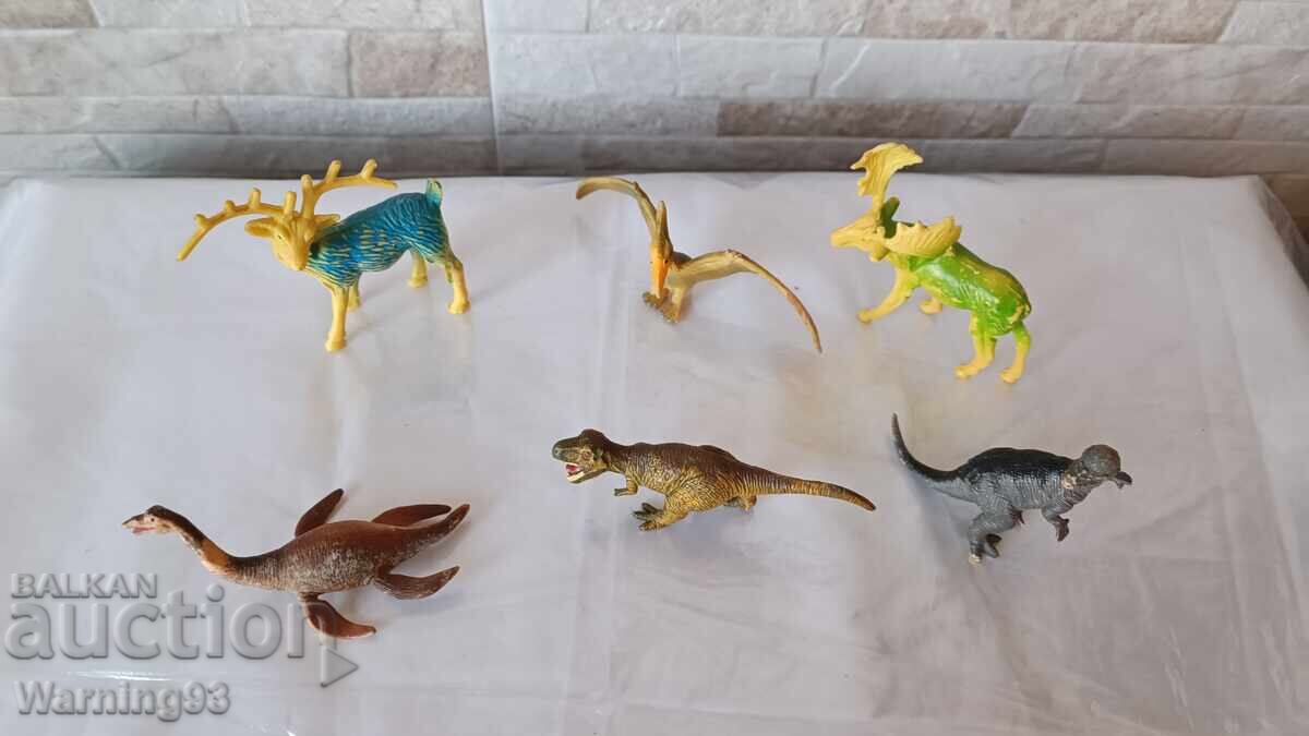 Παρτίδα παιχνιδιών - δεινόσαυροι με τιμή € 10.00 | 19.56 BGN