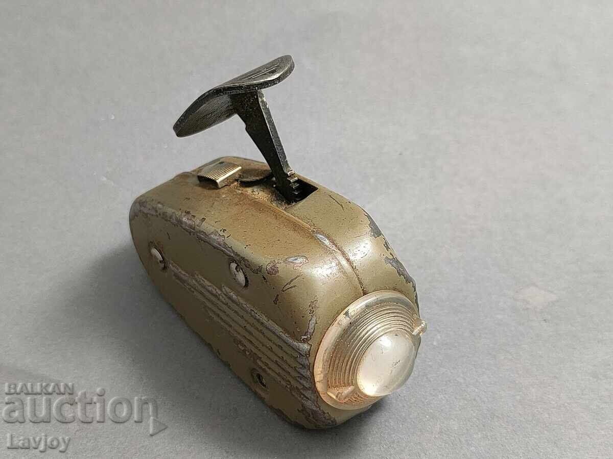 Доставка на Джобно Фенерче с динамо Philips WW 2