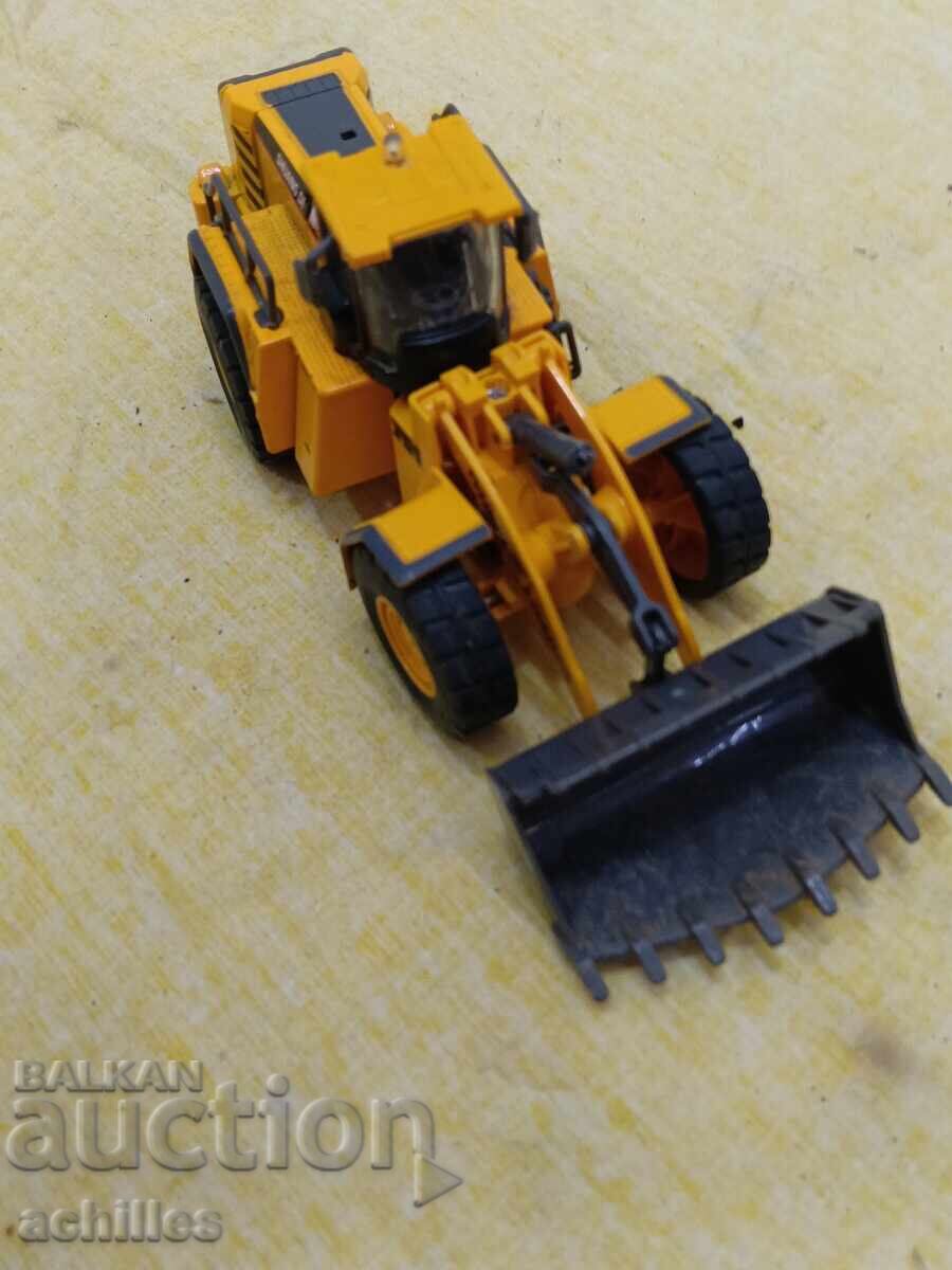 Φάδρομα με τιμή € 5.00 | 9.78 BGN