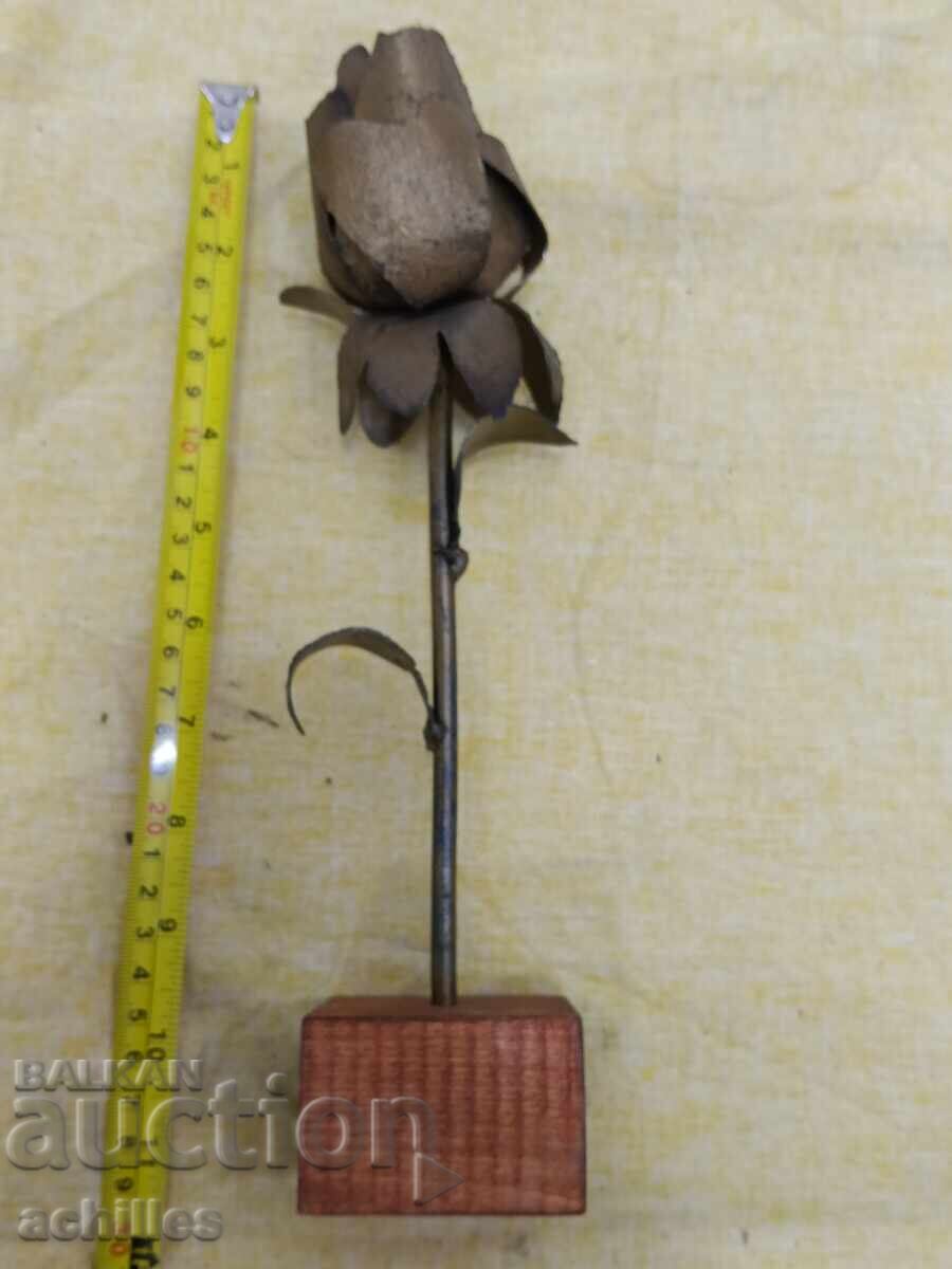 Аукцион Желязно цвете