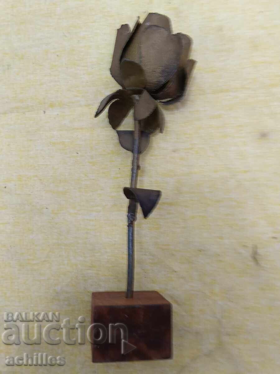 Желязно цвете