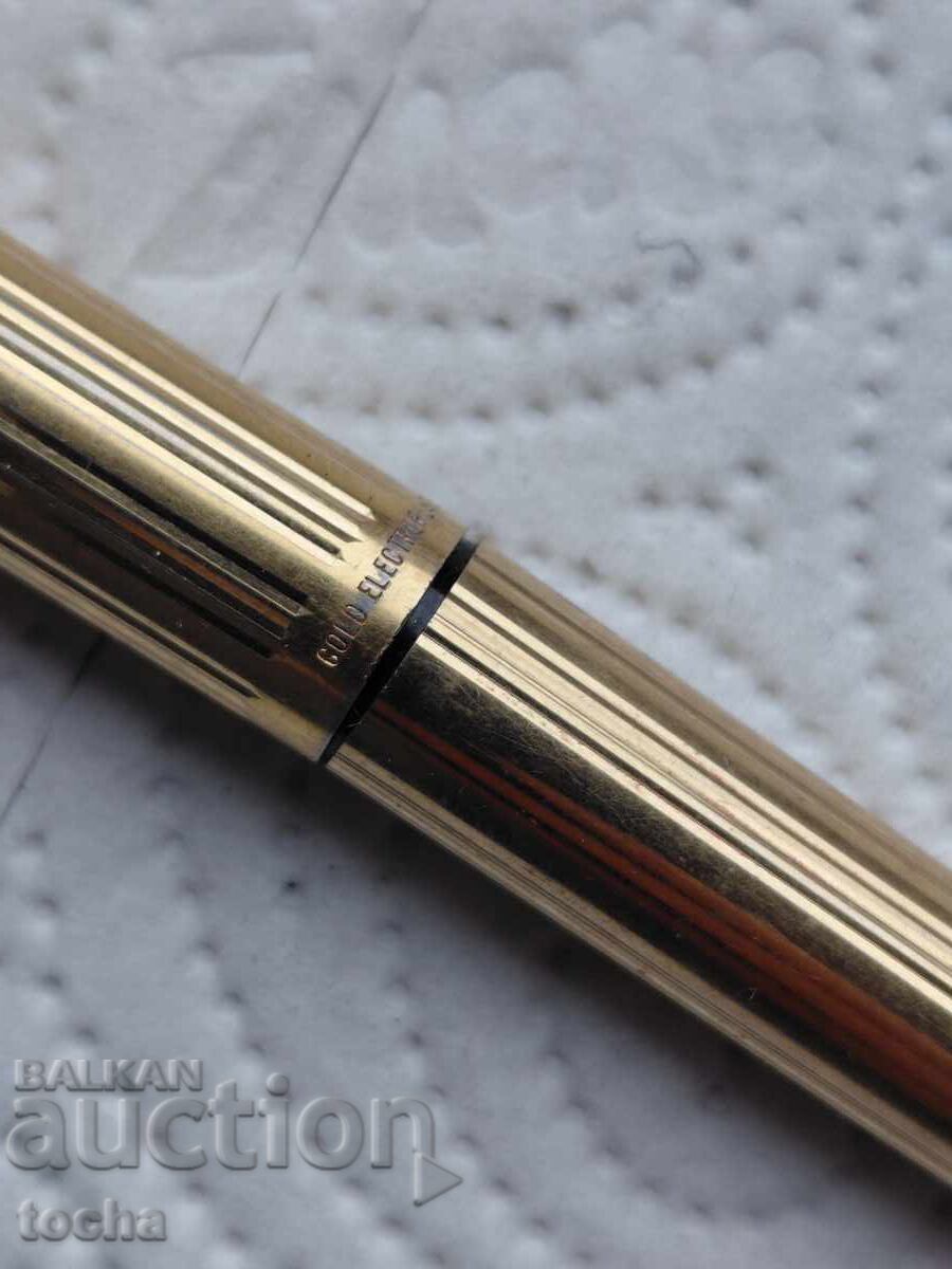Old Sheaffer pen, gold-plated, marked BZTs with price € 0.01 | 0.02 BGN Old Sheaffer pen, gold-plated, marked BZTs with price € 0.01 | 0.02 BGN