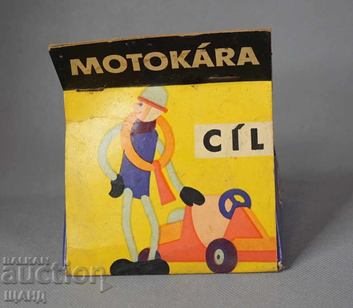 Licitație SMER Cutie veche de carton pentru o jucărie kart cehă