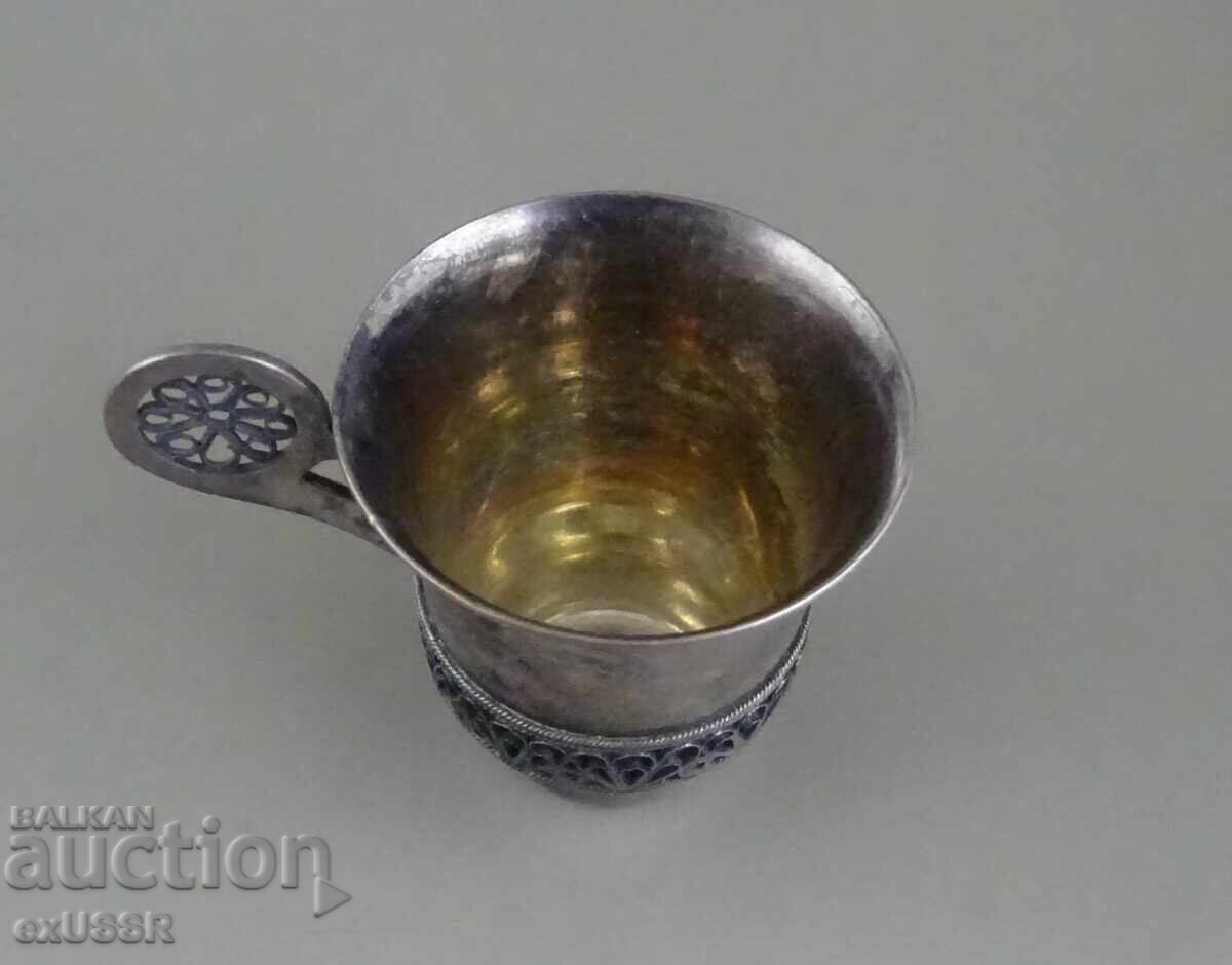 Δημοπρασία Μικρό ρωσικό μεταλλικό φλιτζάνι κούπα σουβενίρ Δημοπρασία Μικρό ρωσικό μεταλλικό φλιτζάνι κούπα σουβενίρ