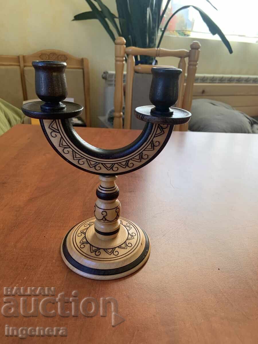 СВЕЩНИК СТАРИНЕН ДЪРВОРЕЗБА РИСУНЪК ПИРОГРАФ ДВОЙКА