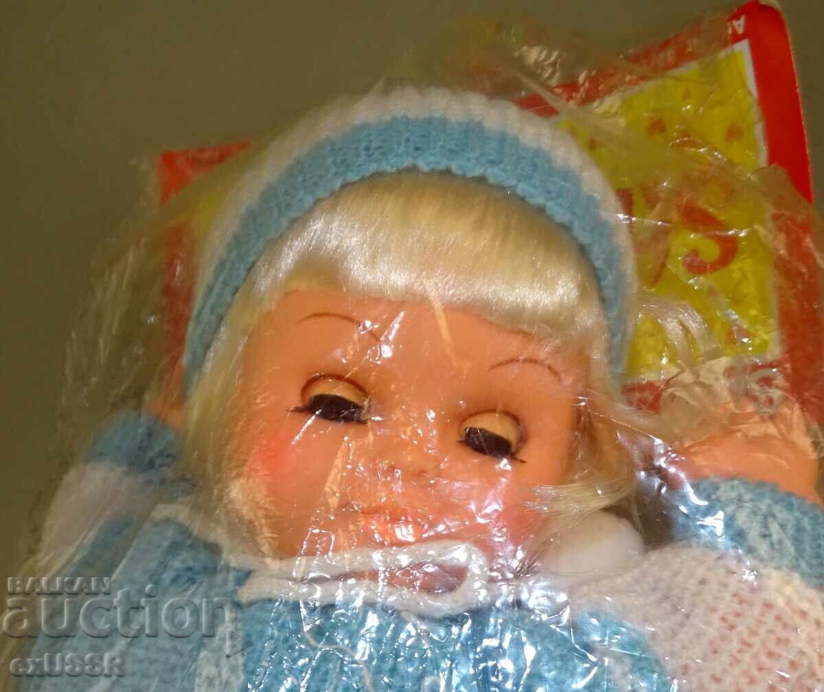 Западна Германия играчка кукла бебе запечатана - 7