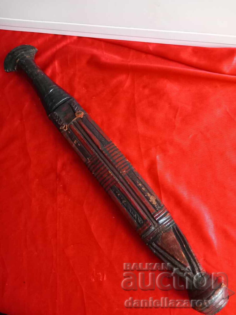 Delivery of Large Old TUAREG Kama. Blade Knife