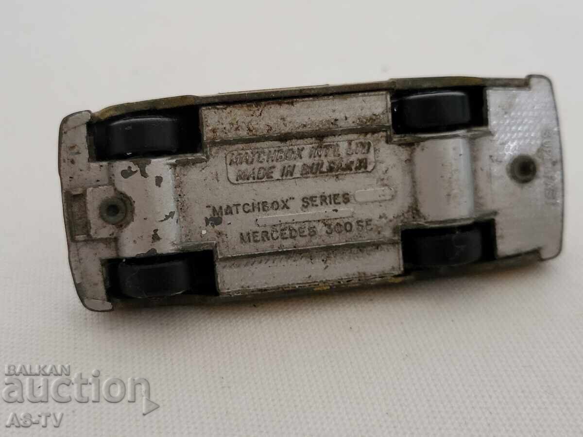 Cărucior metalic Matchbox Mercedes 300SE - 5 Cărucior metalic Matchbox Mercedes 300SE - 5