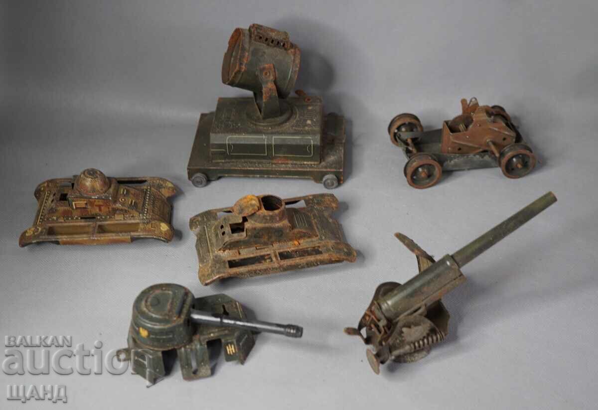 Лот части за Стара Немска метална механична играчка танк фар - 5