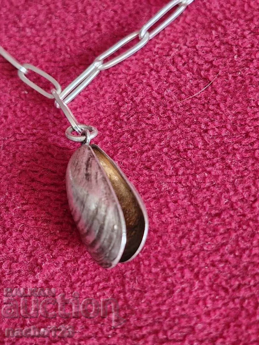 Сребърно колие с висулка МИДА с цена € 30.00 | 58.67 лв. Сребърно колие с висулка МИДА с цена € 30.00 | 58.67 лв.