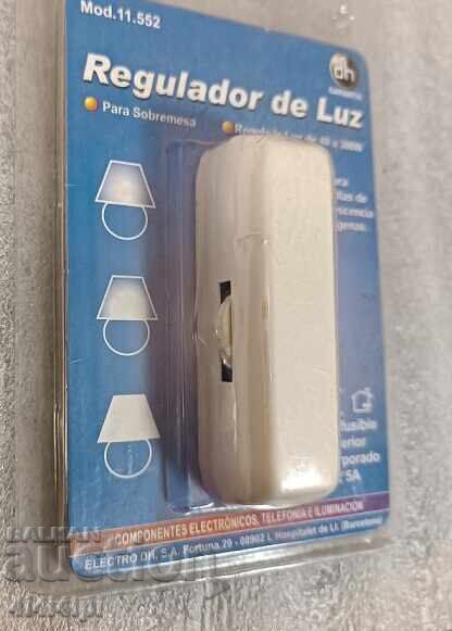 Ρυθμιστής φωτός με τιμή € 10.00 | 19.56 BGN