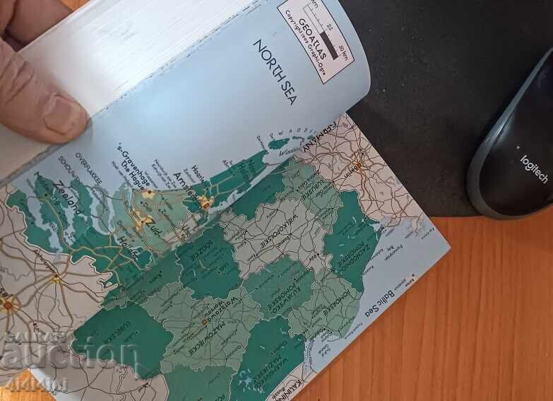 Доставка на Книга "MITSUBISHI MOTORS" Доставка на Книга "MITSUBISHI MOTORS"