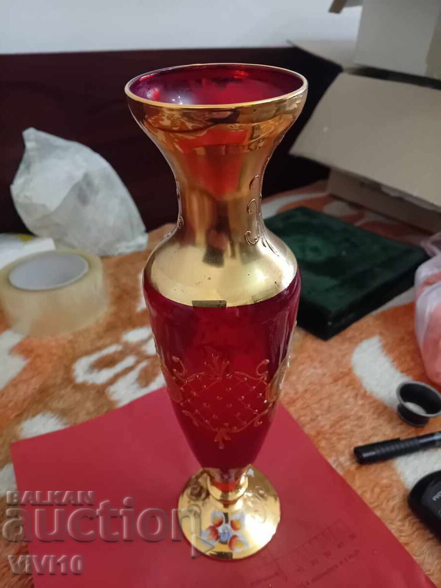 Auction  Murano glass vase, 30cm