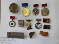 13 τεμάχια βουλγαρικά κομμουνιστικά μετάλλια και σήματα