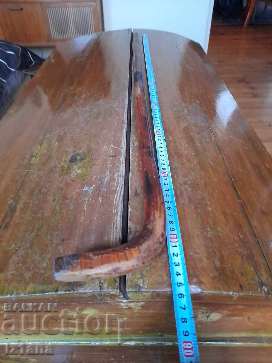 Delivery of An old cane