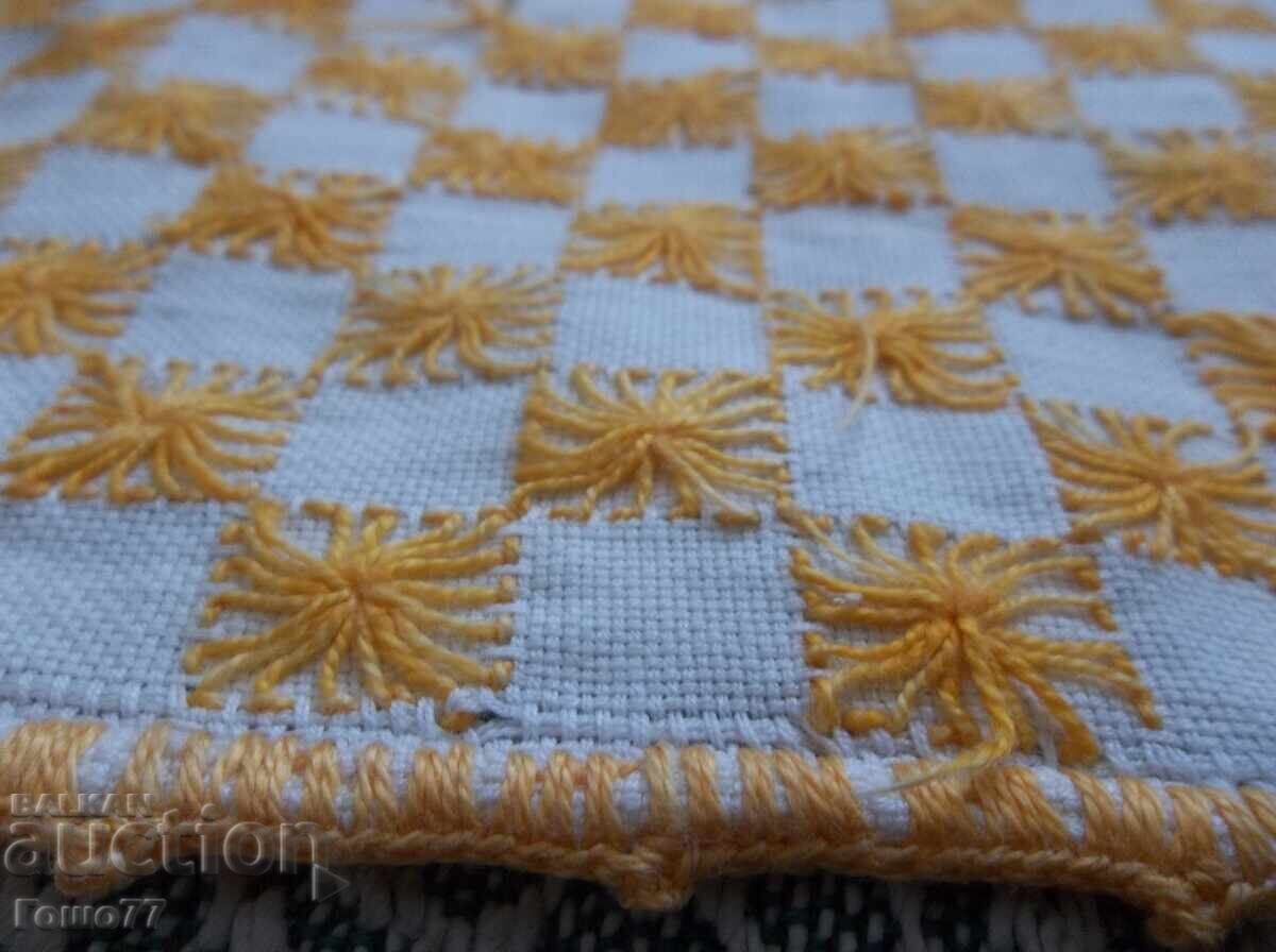 Pătrat cu preț € 5.00 | 9.78 BGN Pătrat cu preț € 5.00 | 9.78 BGN