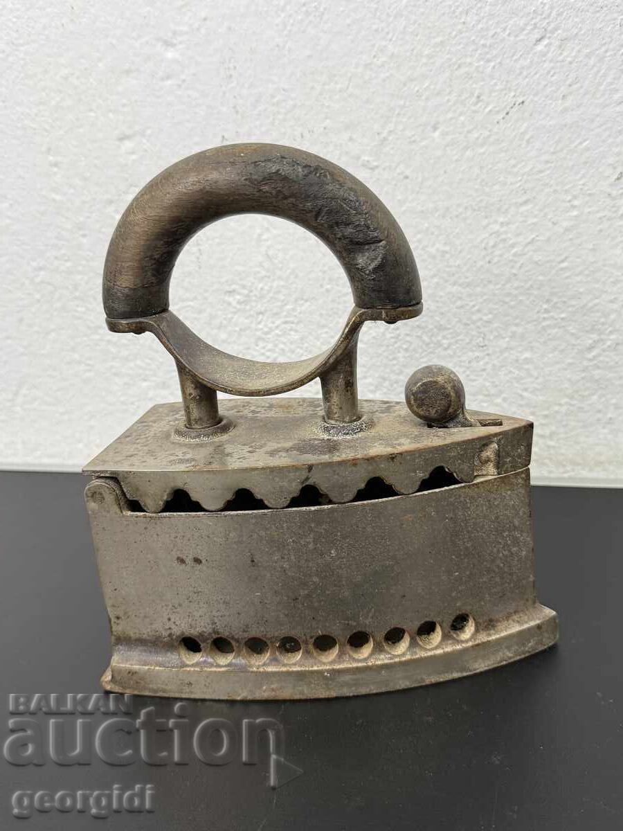 Fier de călcat din fontă pe jar / cărbuni. №7820 - 5 Fier de călcat din fontă pe jar / cărbuni. №7820 - 5