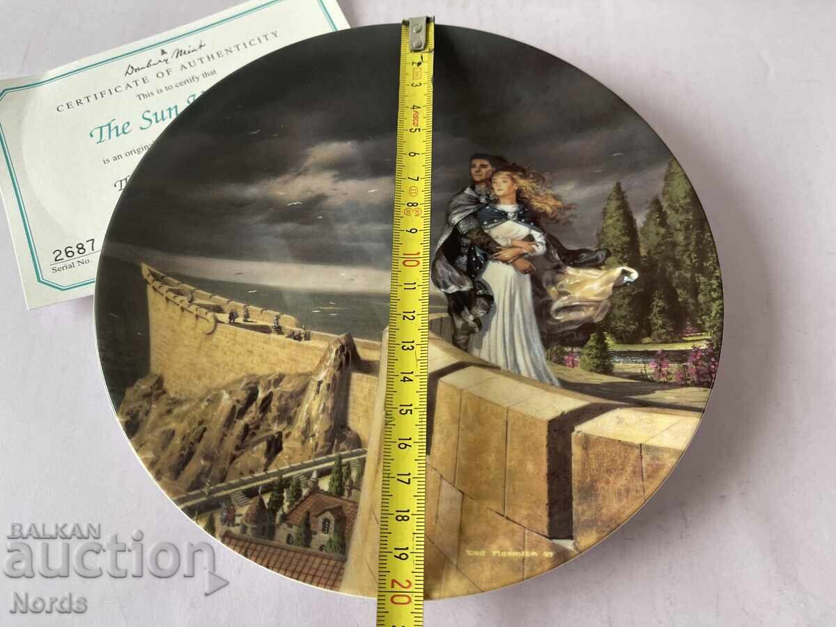 Доставка на “Властелинът на пръстените” чиния за колекция