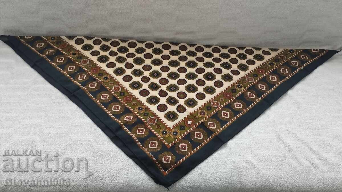 Забрадка за глава 61