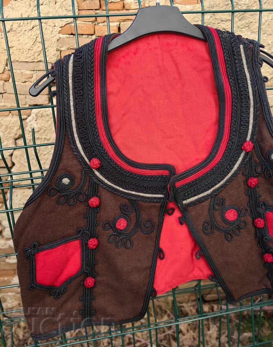 Auction HEALTHY VEST VEST FOLK COSTUME RICHLY DECORATED WITH BRAIDS Auction HEALTHY VEST VEST FOLK COSTUME RICHLY DECORATED WITH BRAIDS
