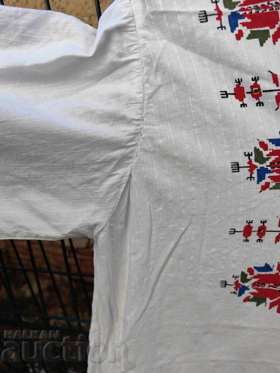 Livrarea CĂMAȘĂ PORT POPULAR, BRODERIILE SUNT IMPRIMATE Livrarea CĂMAȘĂ PORT POPULAR, BRODERIILE SUNT IMPRIMATE