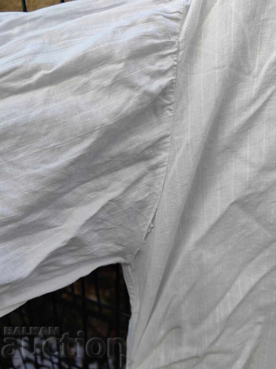 Licitație CĂMAȘĂ PORT POPULAR, BRODERIA ESTE IMPRIMATĂ, STRÂMTĂ ÎN ANUMITE LOCURI Licitație CĂMAȘĂ PORT POPULAR, BRODERIA ESTE IMPRIMATĂ, STRÂMTĂ ÎN ANUMITE LOCURI